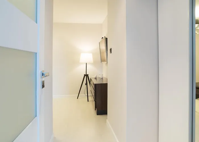 Silence Nad Golebiem